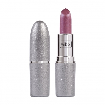 Metal on Lips
